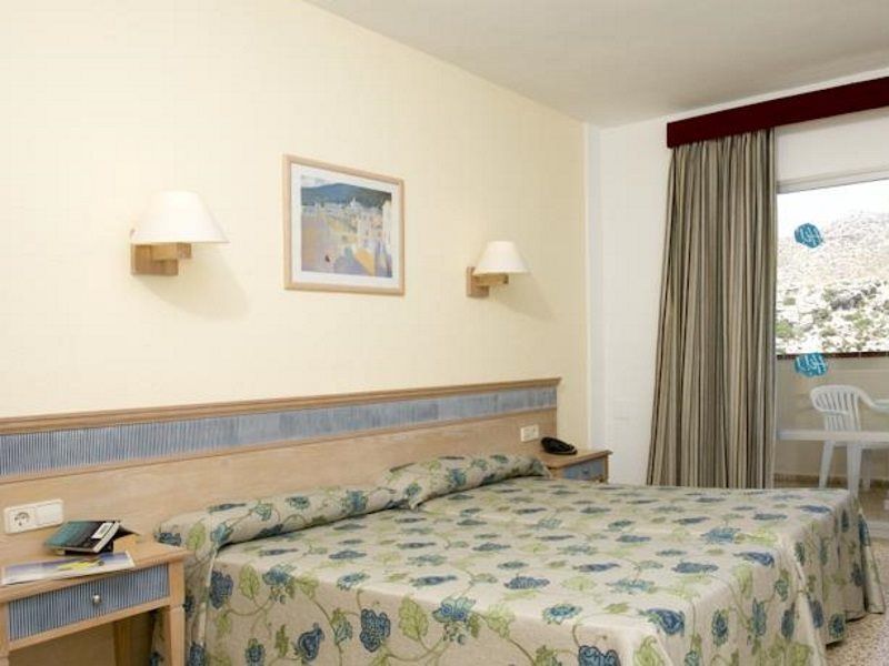 Globales Simar Otel Cala de Sant Vicenc Dış mekan fotoğraf