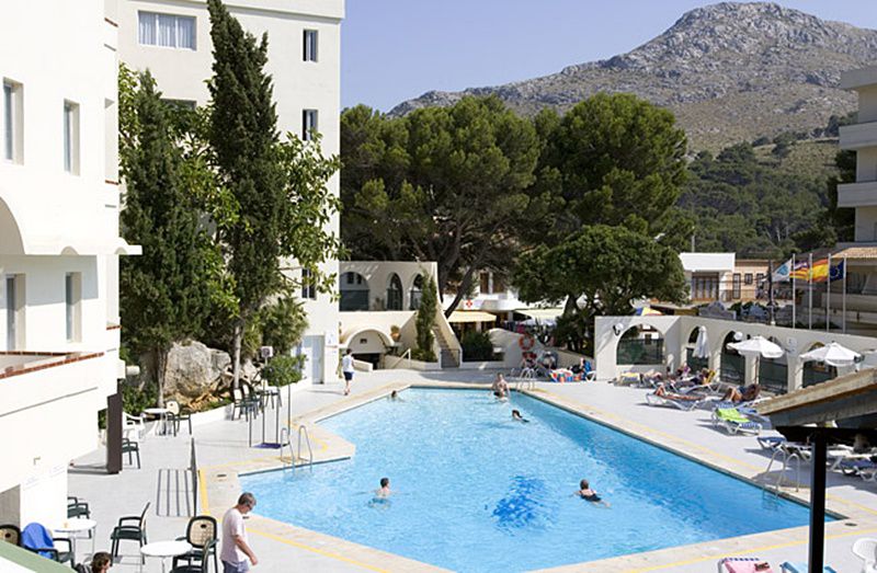 Globales Simar Otel Cala de Sant Vicenc Konforlar fotoğraf