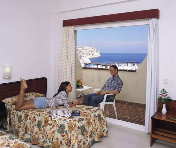 Globales Simar Otel Cala de Sant Vicenc Dış mekan fotoğraf